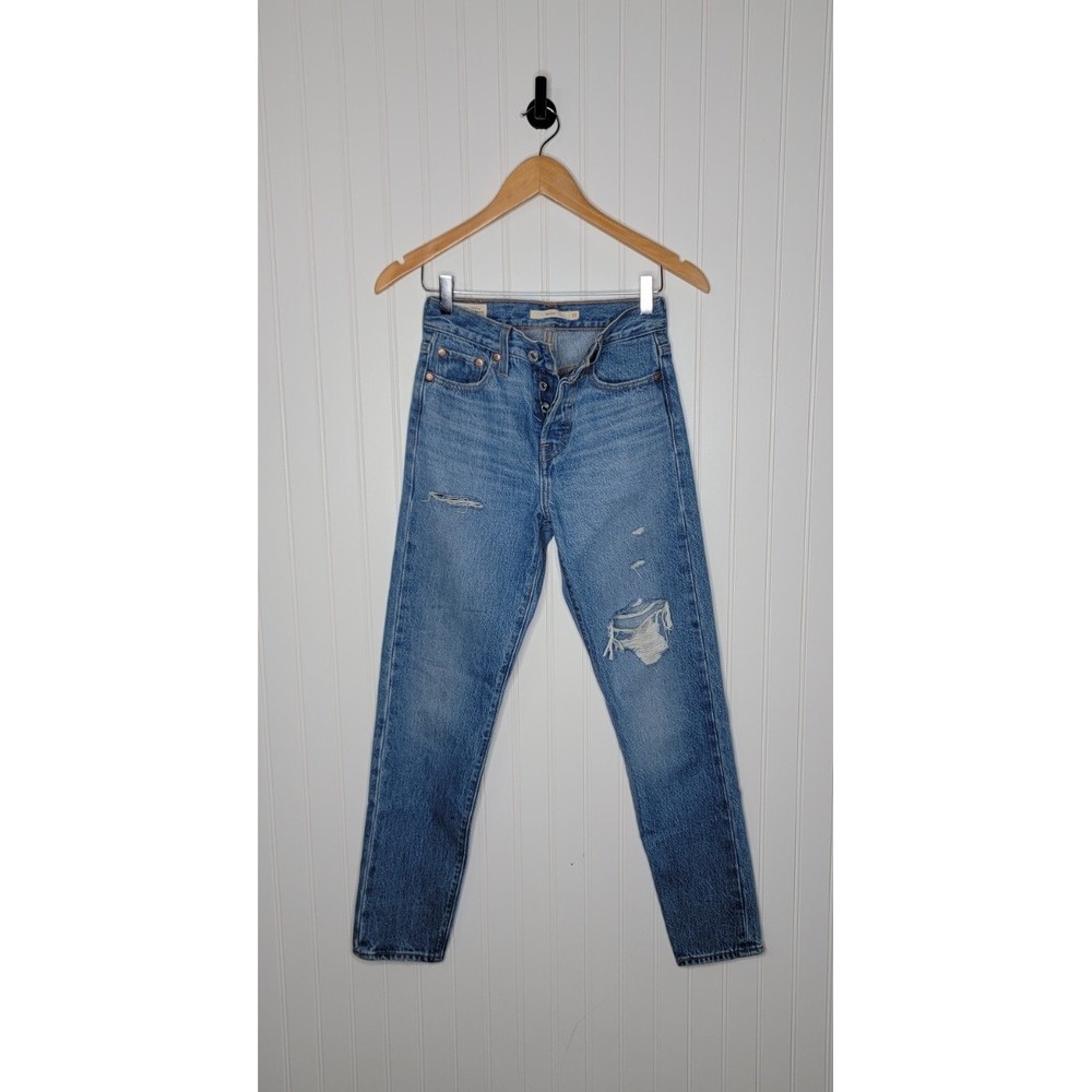 Levi's Premium Denim Wedgie Skinny Jeans Women's size 23 Medium Distressed Wash